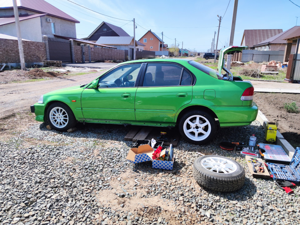 Новые тормозилки. — Honda Civic (6G)