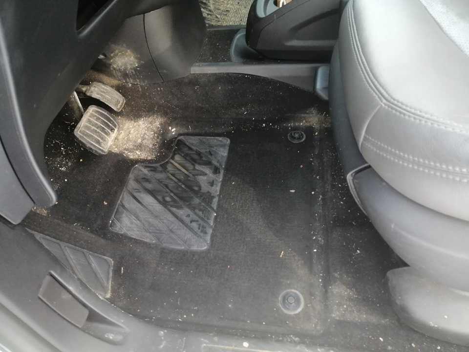 Фото в бортжурнале Citroen Grand C4 Picasso (2G)