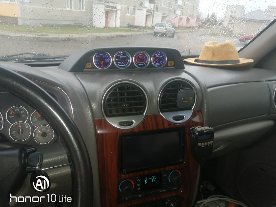 Фото в бортжурнале GMC Envoy (2G)