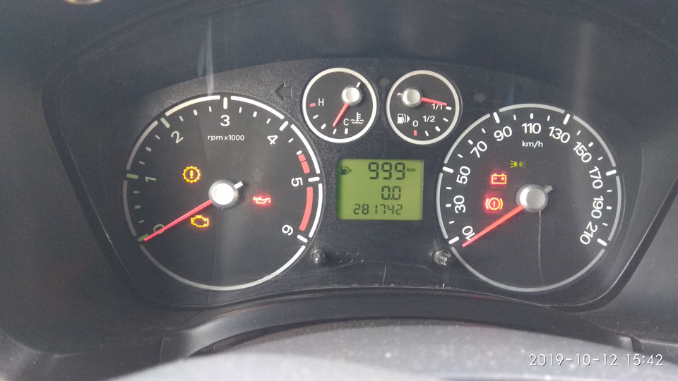 Ещё — Ford Transit Connect (1G). Запчасти на фото: 101215
