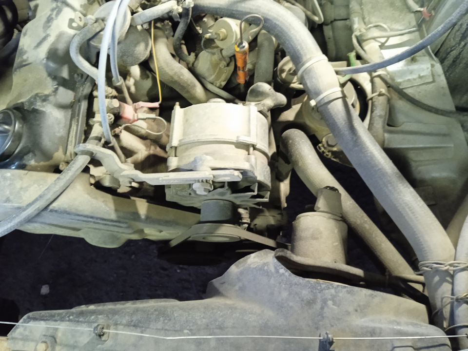 Фото в бортжурнале Audi 100 (C3)