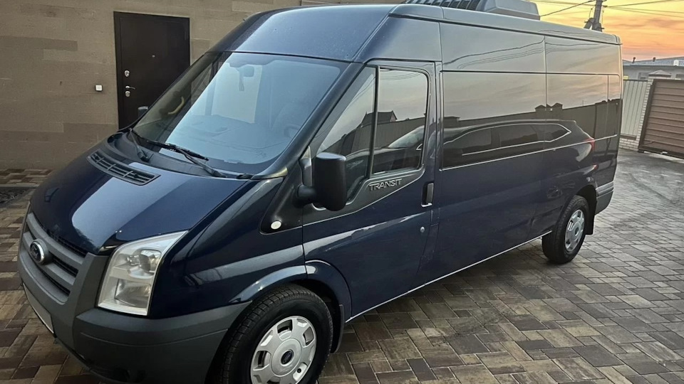Ford Transit Синий Танк