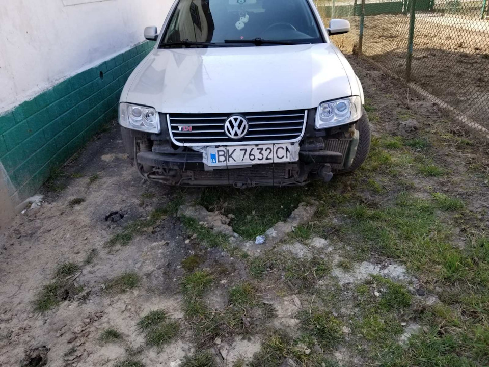 Фото в бортжурнале Volkswagen Passat Variant (B5)