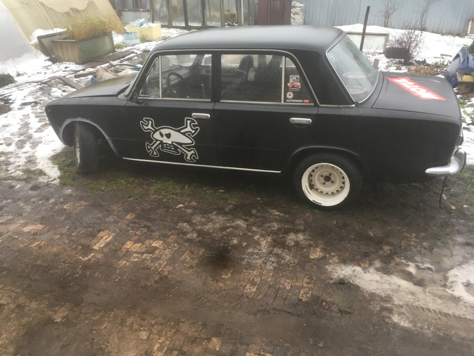 вот так опустилась морда- мне не понравилось — Lada 21011