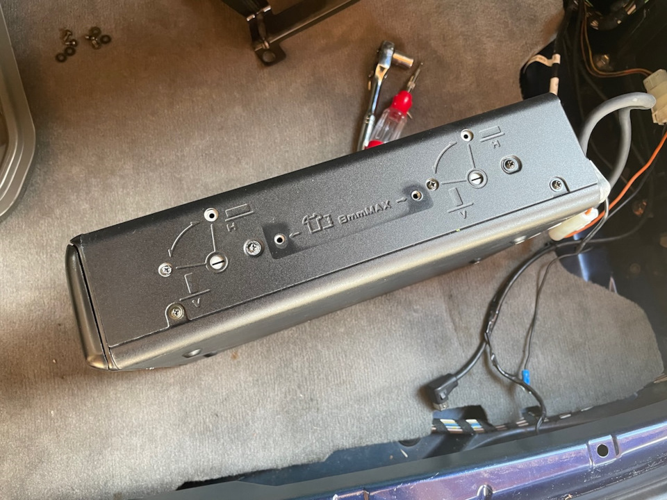 Photo from the logbook BMW 8 series (E31)