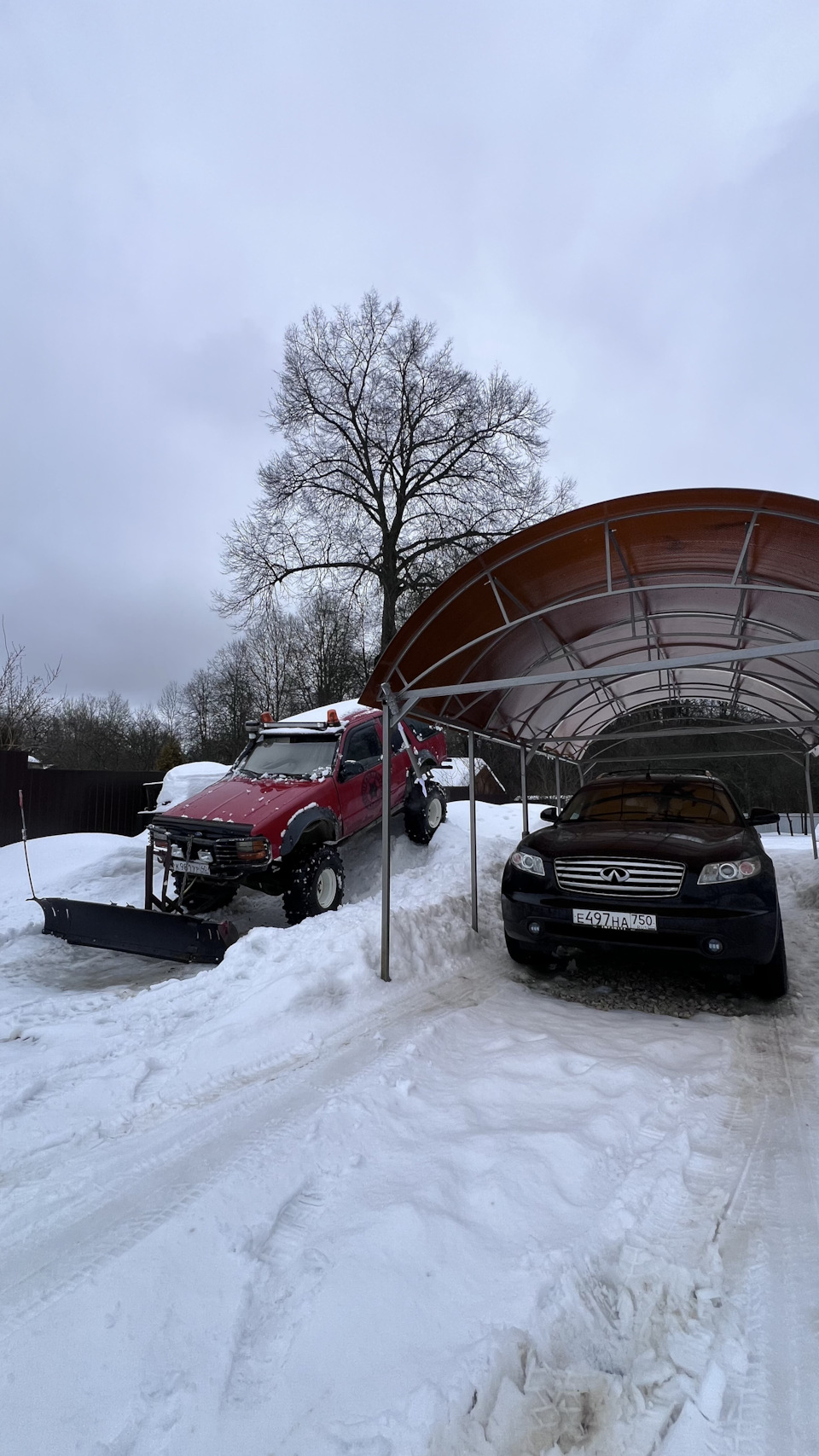 Фото в бортжурнале Ford Explorer (1G)