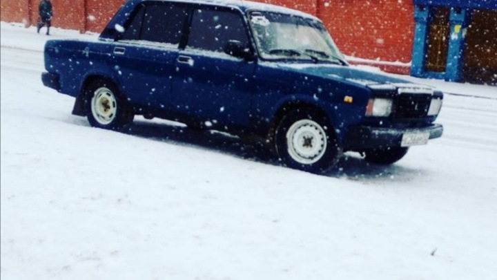 Lada 2107 Сине-зелёный выцвевший