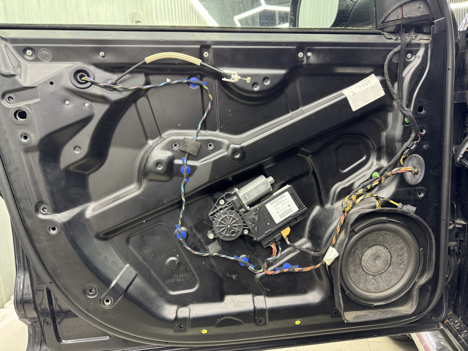 Фото в бортжурнале Volkswagen Touareg (1G)