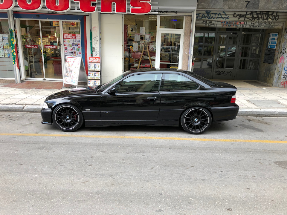 6 — BMW 3 series Coupe (E36)