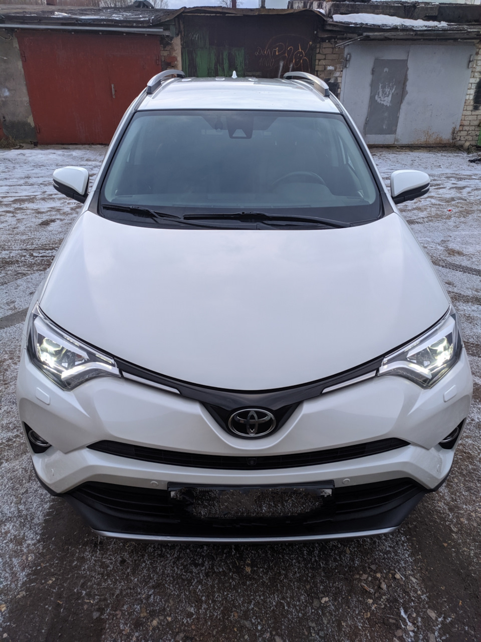 Фото в бортжурнале Toyota RAV4 (IV)