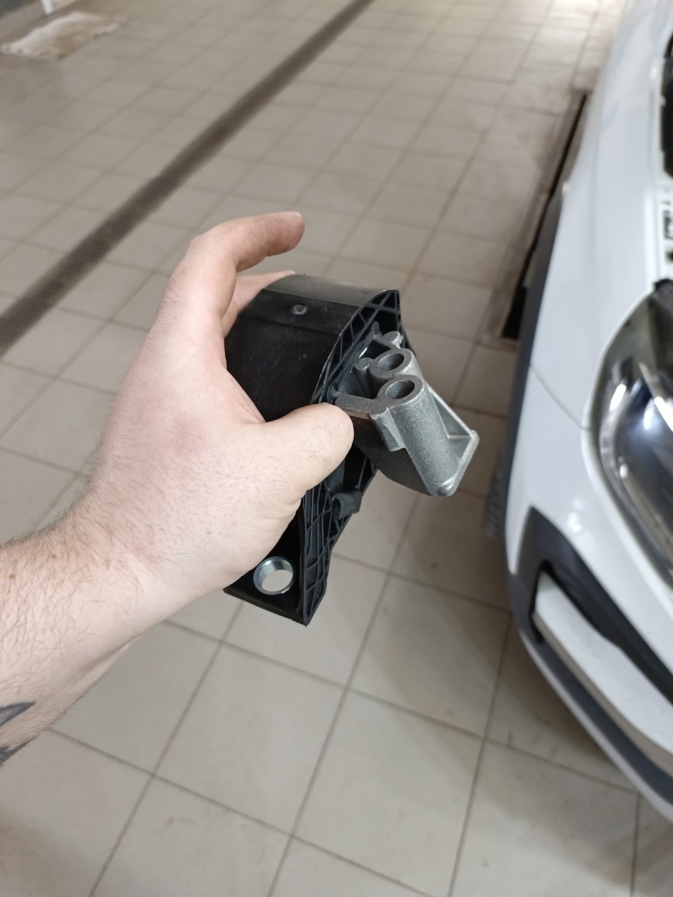 Фото в бортжурнале Lada Vesta SW Cross (NG)