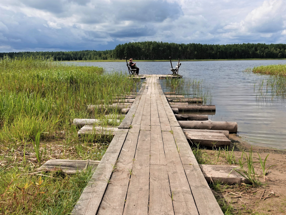 Всё это сооружение плавало, плюхало и брызгалось водой из-под настила. Очень романтично. — Nissan X-Trail III (t32)