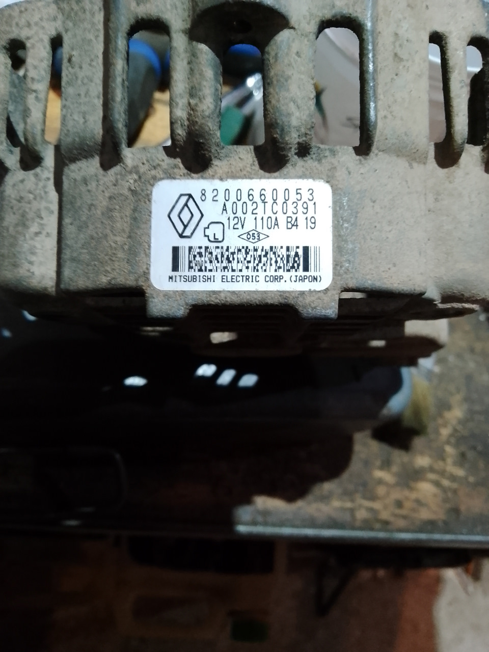 Фото в бортжурнале Renault Logan (1G). Запчасти на фото: 8200660053, A002TC0391