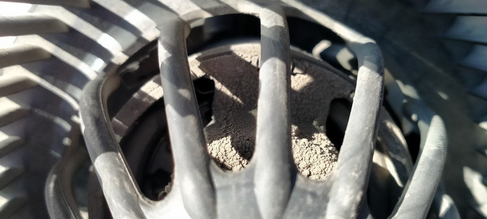 Photo from the logbook Renault Duster (1G)