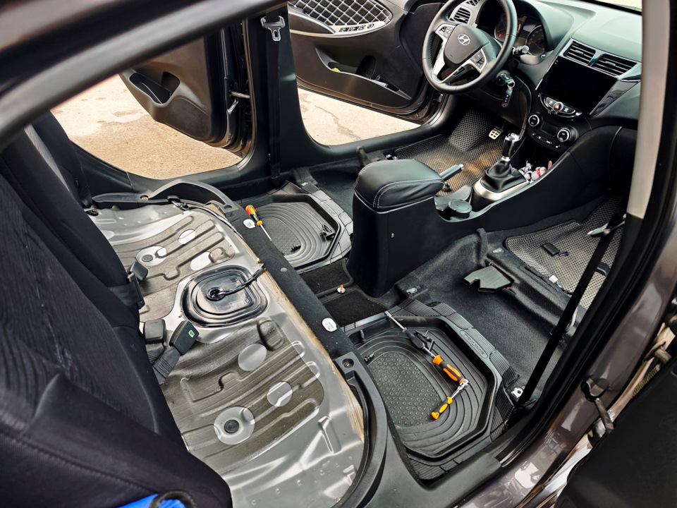 Фото в бортжурнале Hyundai Solaris (1G)