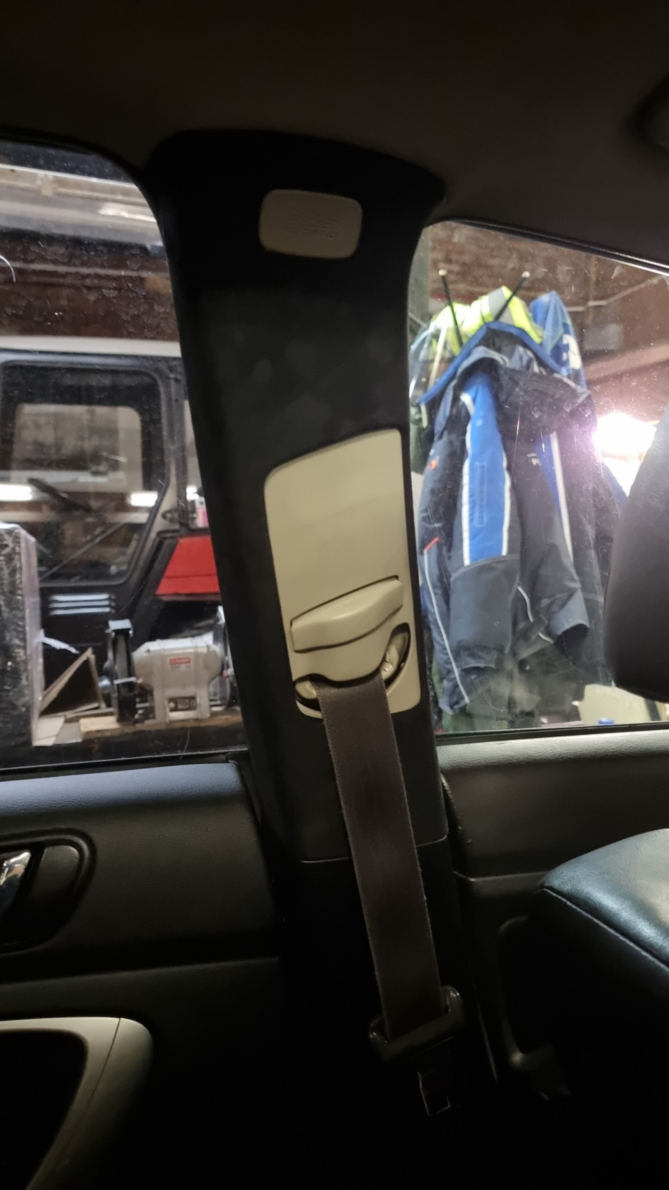 Пластик надо красить теперь… — Subaru Outback (BP)