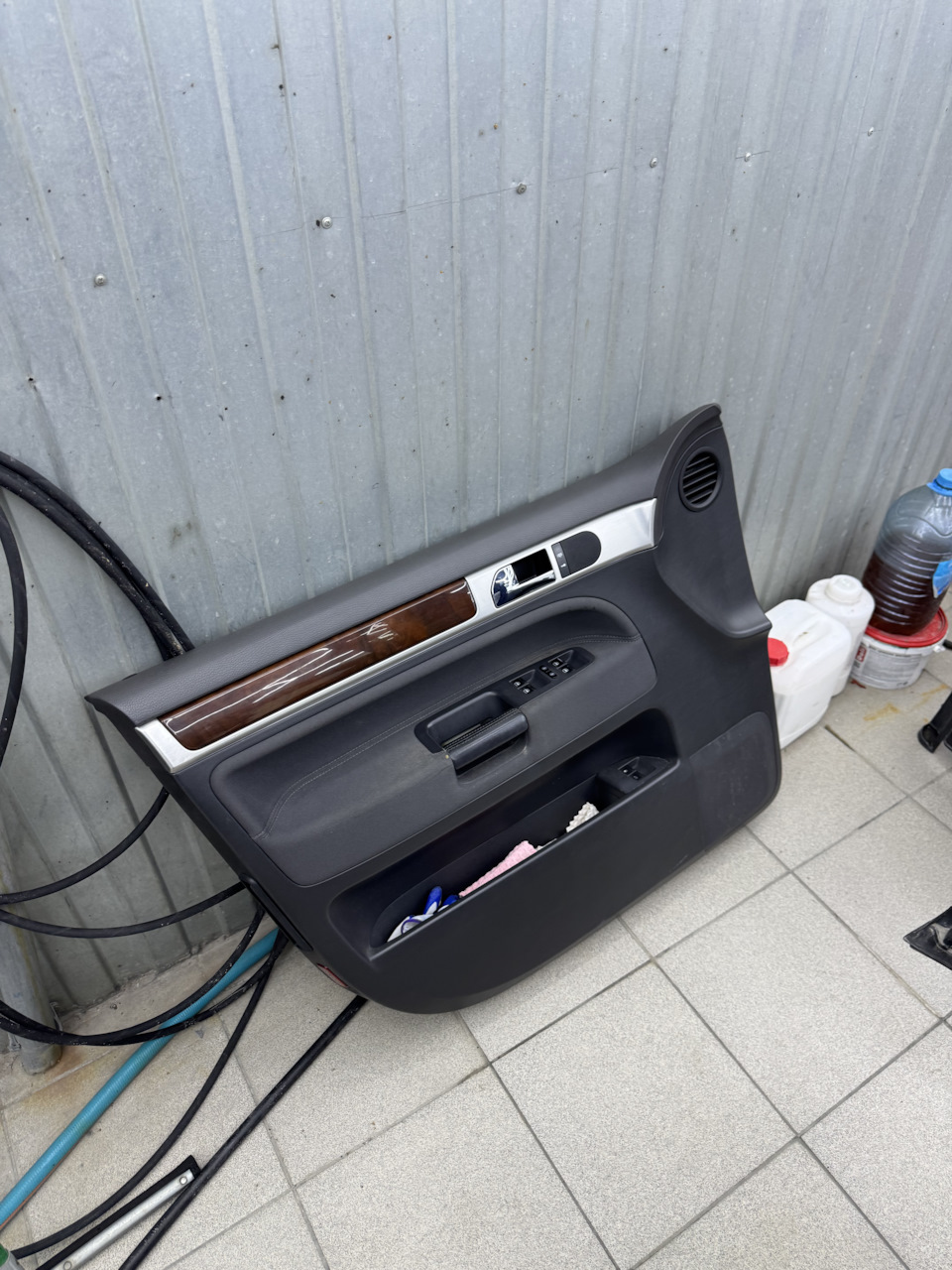 Фото в бортжурнале Volkswagen Touareg (1G)