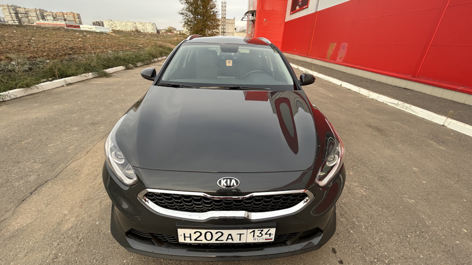 KIA Ceed SW Серая грунтовка