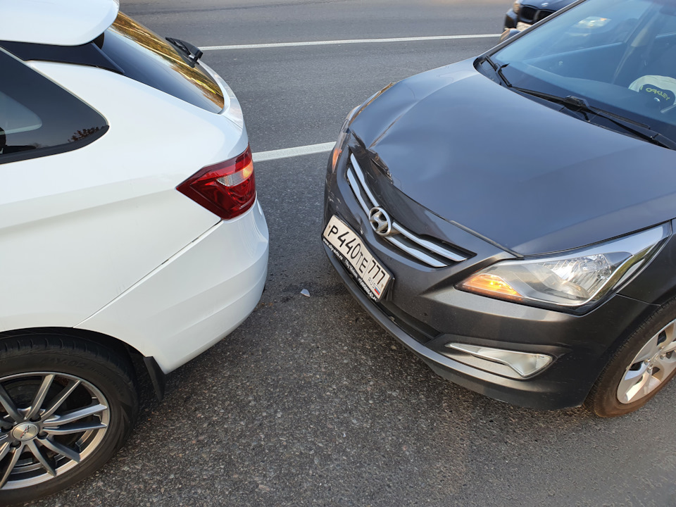 Фото в бортжурнале Lada Vesta SW (1G)
