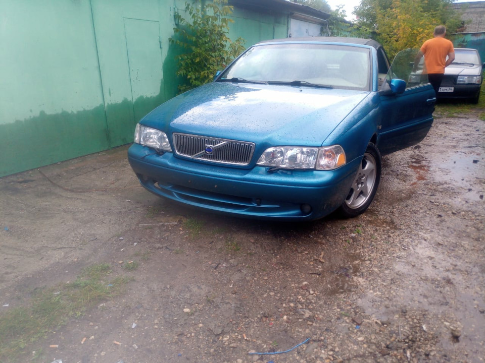 Красотка — Volvo C70 (1G)