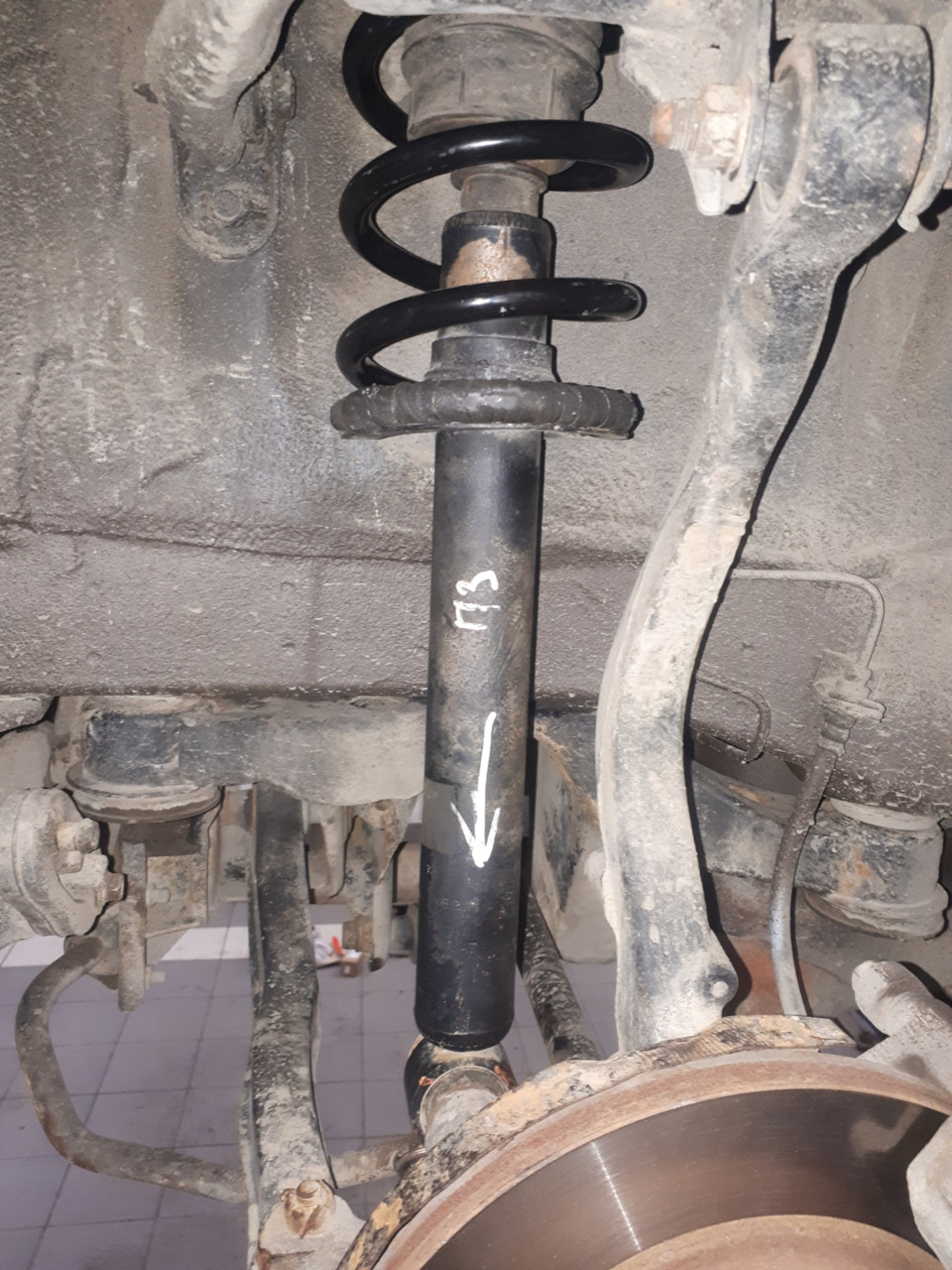 . — Mitsubishi Diamante (2G)