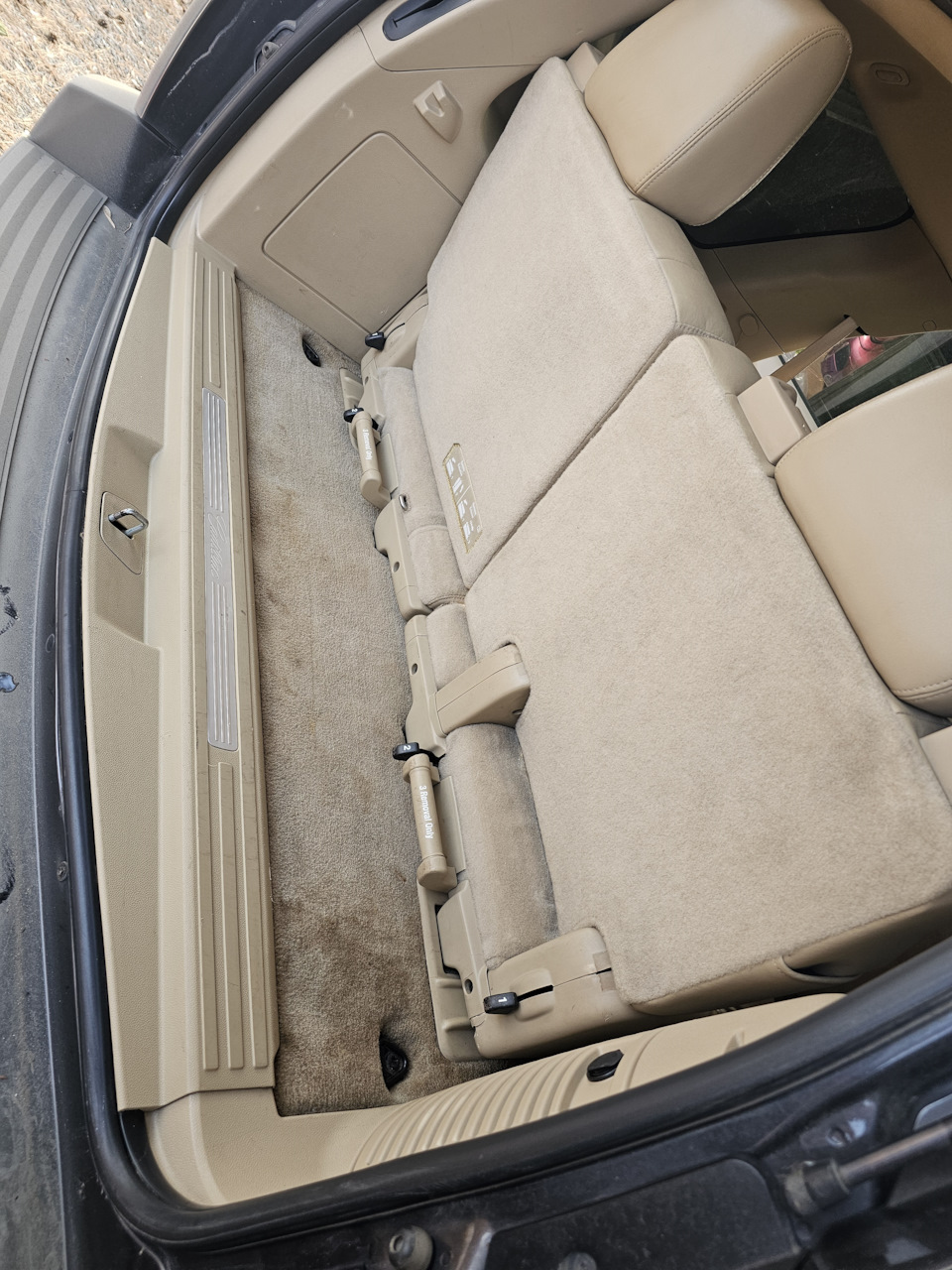 Фото в бортжурнале Cadillac Escalade (3G)