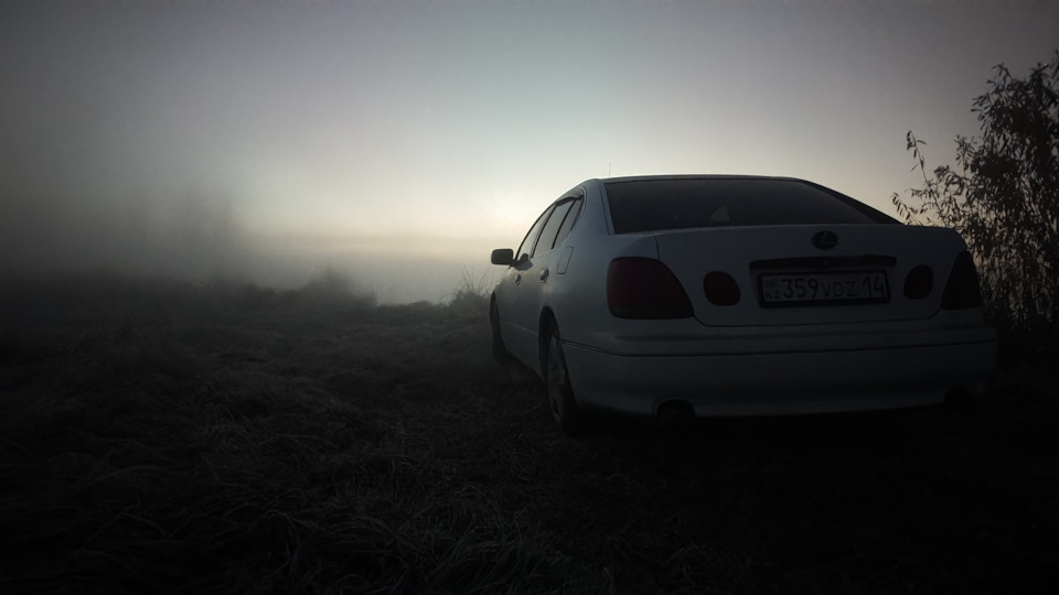 Lexus GS Белый брат