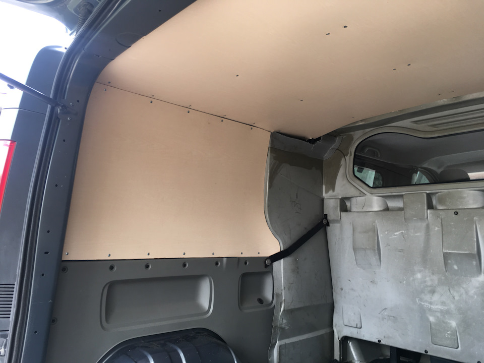 Фото в бортжурнале Renault Trafic (2G)
