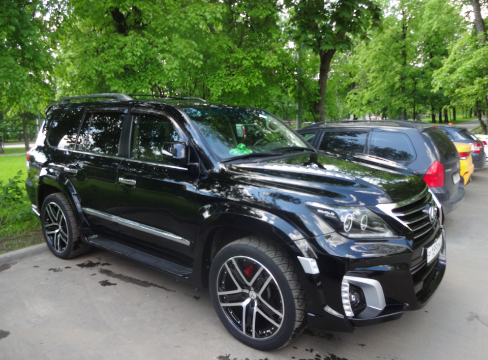 Фото в бортжурнале Lexus LX (URJ200/URJ201)
