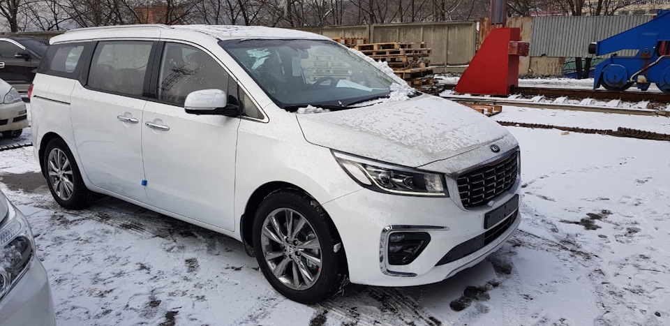 Фото в бортжурнале KIA Carnival (3G)