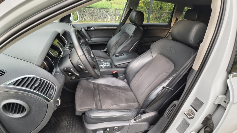 Фото в бортжурнале Audi Q7 (1G)