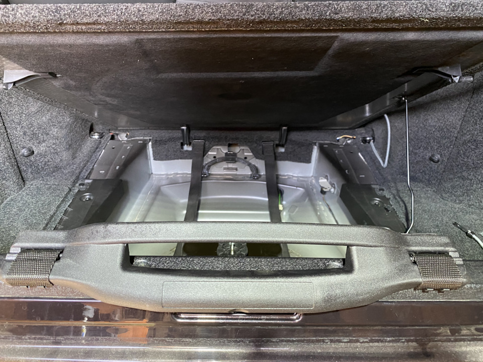 Фото в бортжурнале Land Rover Range Rover (3G)
