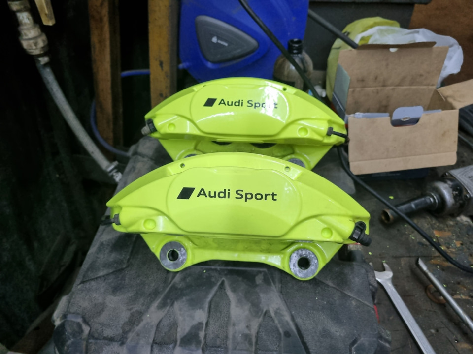 Фото в бортжурнале Audi A4 (B7)