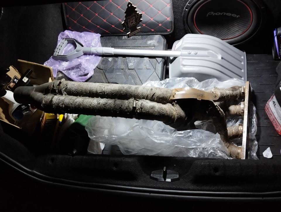 4-2-1 — Lada Vesta Sport (1G)