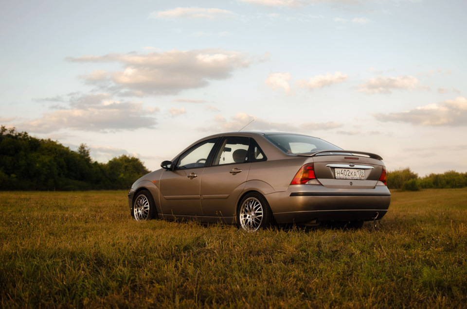 Фото в бортжурнале Ford Focus Sedan I
