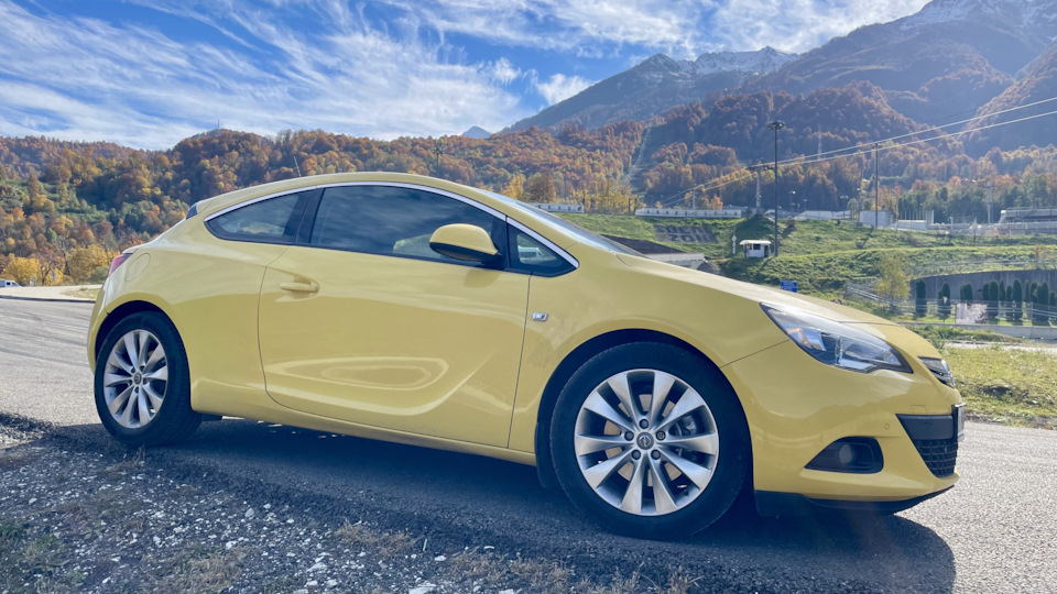 Opel Astra GTC