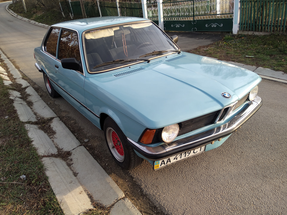 Фото в бортжурнале BMW 3 series (E21)