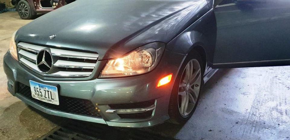 Side-markers или — Mercedes-Benz C-Class (W204)