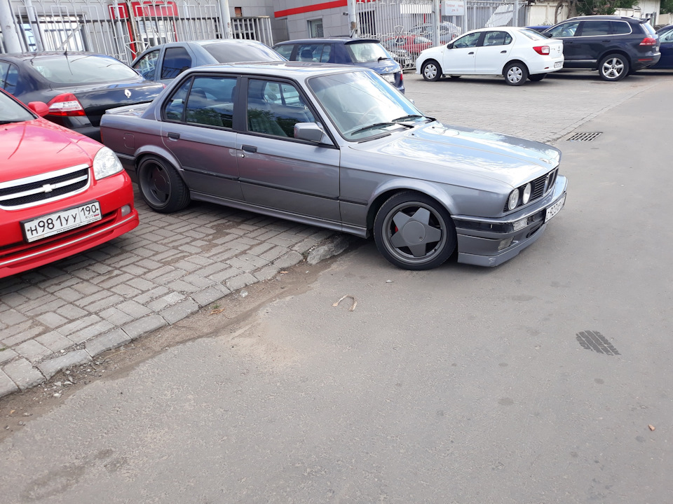Фото в бортжурнале BMW 3 series (E30)