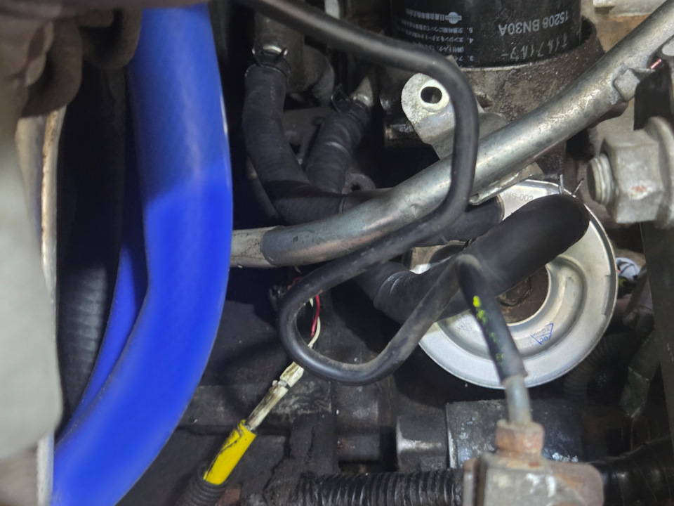 Фото в бортжурнале Nissan Pathfinder (3G). Запчасти на фото: 15208BN30A