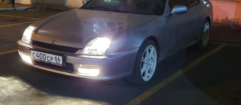 Ночью желтизны меньше. — Honda Prelude (BB5/BB6/BB7/BB8/BB9)