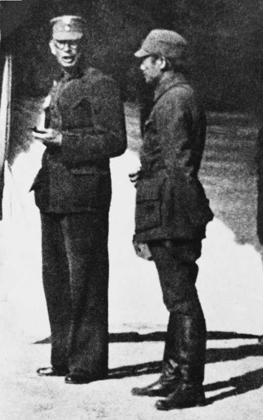 Власов во время службы в Китае, 1938 — 1939гг. — ГАЗ Соболь 4х4