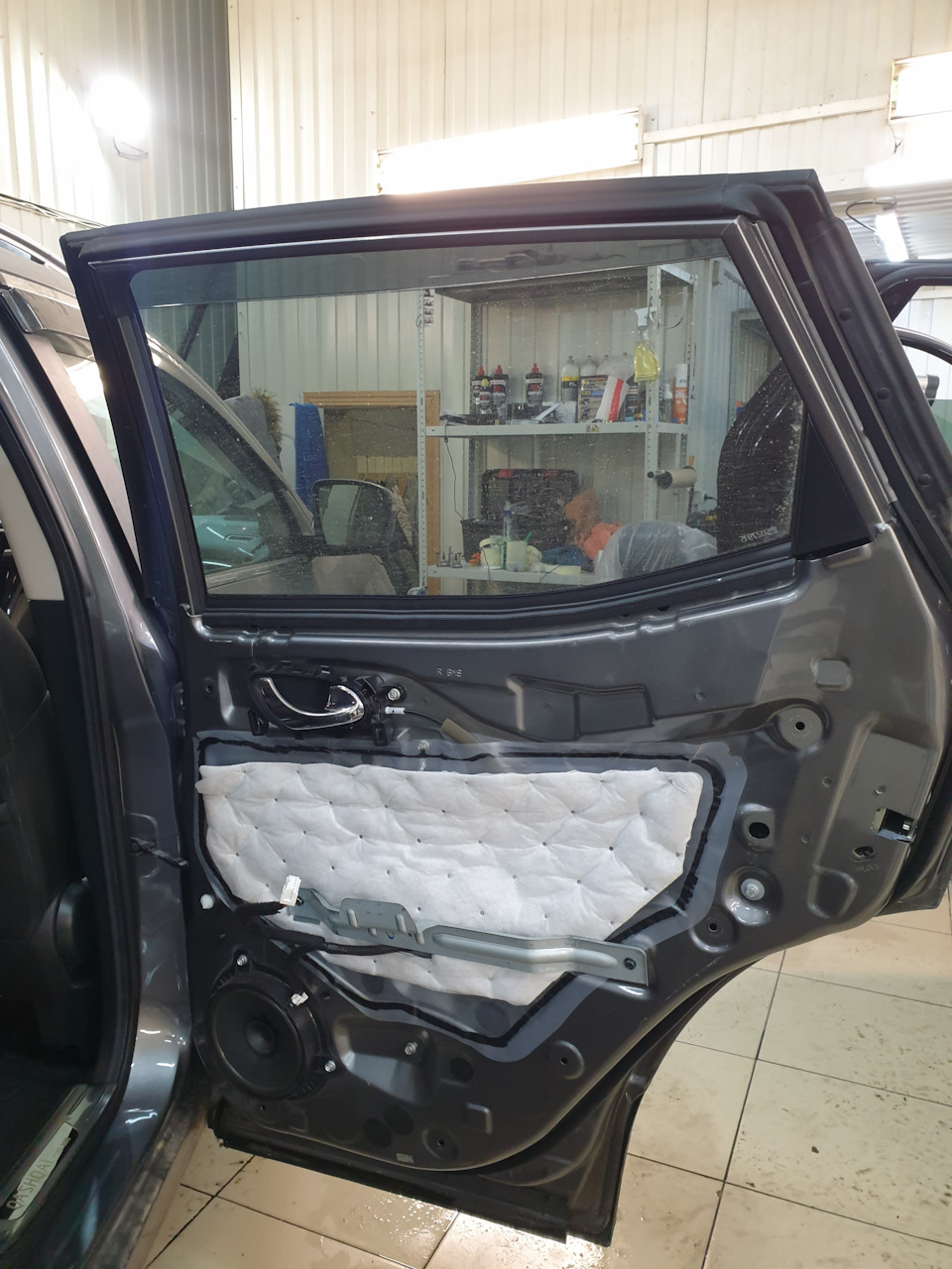 Задняя дверь без карты. — Nissan Qashqai (2G)