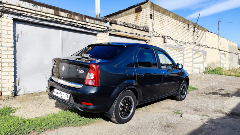 Фото в бортжурнале Renault Logan (1G)