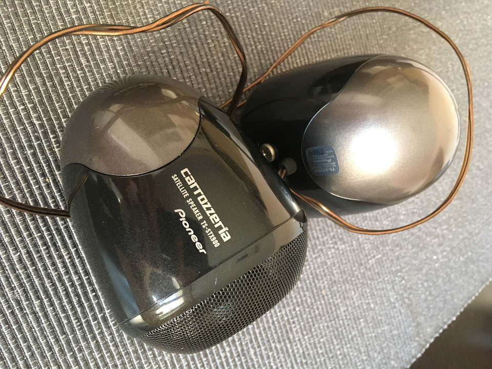 ➀➃. Satellite speaker Pioneer Carrozzeria TS-STX 900 — Toyota