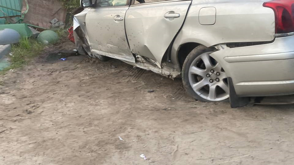 Toyota Avensis Веникк