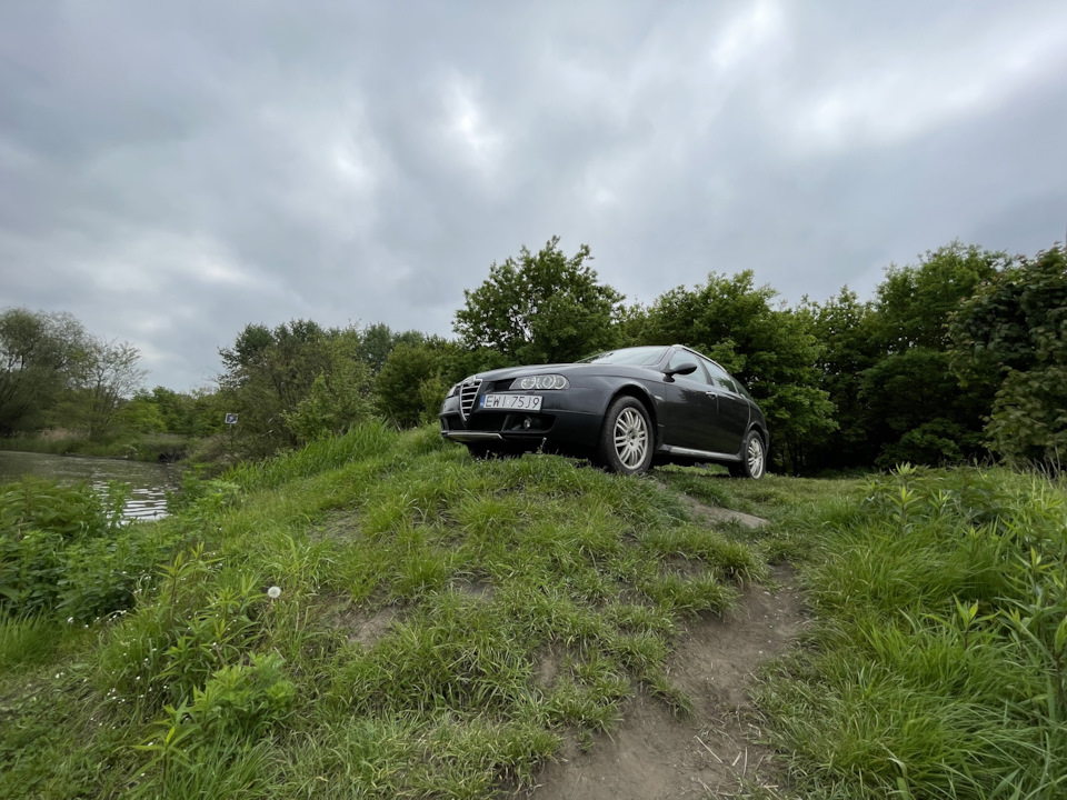Photo from the logbook Alfa Romeo Crosswagon Q4