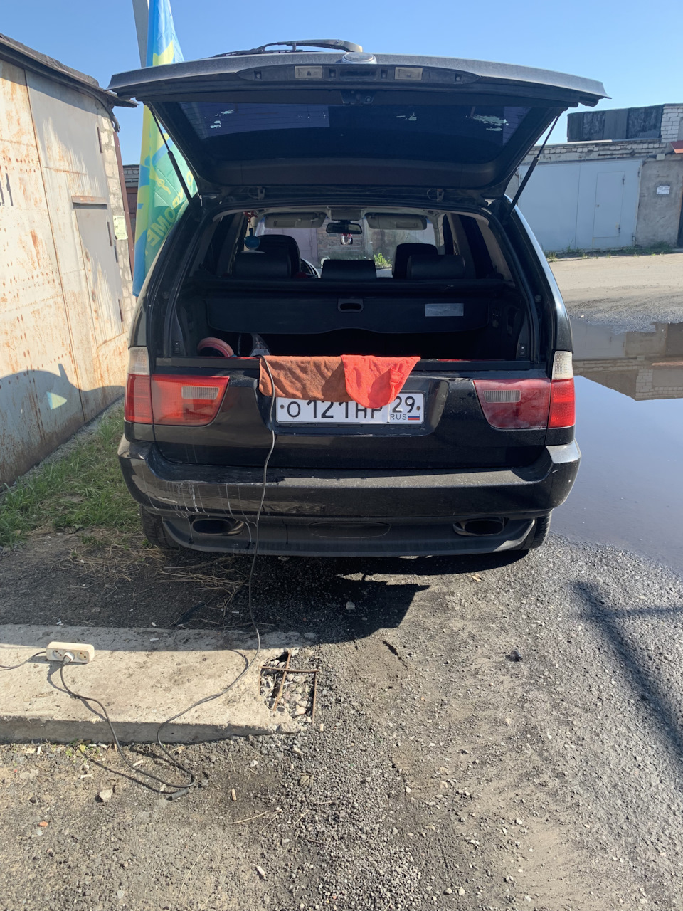 Фото в бортжурнале BMW X5 (E53)