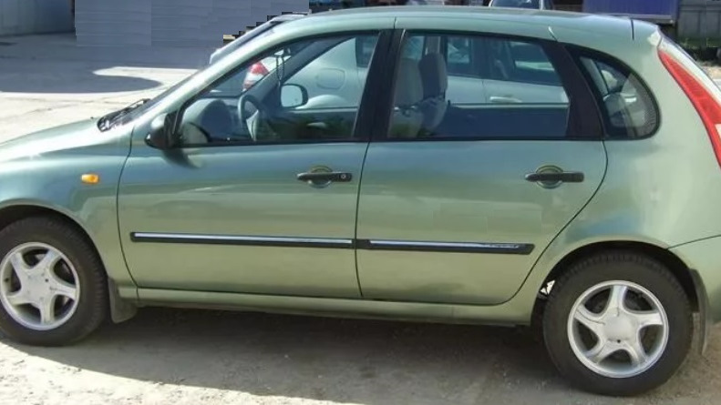 Lada Калина Хэтчбек 1,4i люкс