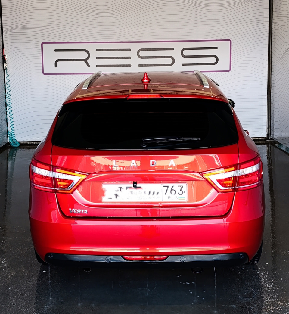 Фото в бортжурнале Lada Vesta SW (1G)